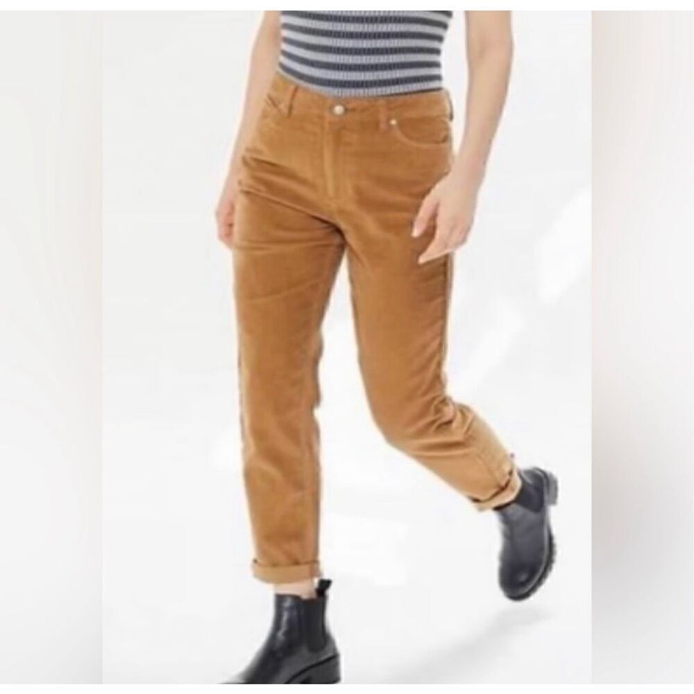 BDG Urban Outfitters Tan Mom High Rise Corduroys‎ Size 28
